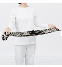 Carica l'immagine nel visualizzatore di Gallery, Shupatto - Compact Bag M - Hana Ni Tori