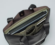 Carica l'immagine nel visualizzatore di Gallery, Kokuyo Bizrack Bag in Bag VERTICALE