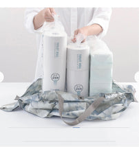 Carica l'immagine nel visualizzatore di Gallery, Shupatto - Compact Bag L - Ukigumo