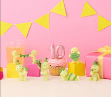 Carica l'immagine nel visualizzatore di Gallery, Smiski - Nuova Serie Birthday