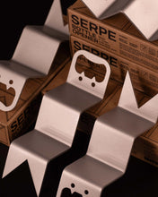 Carica l'immagine nel visualizzatore di Gallery, Serpe Bottle Opener