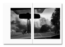 Carica l'immagine nel visualizzatore di Gallery, Libro I carry Her Photo with Me - Lindokuhle Sobekwa