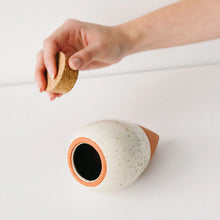 Carica l'immagine nel visualizzatore di Gallery, Pepin Olla Bianco Maculato