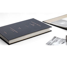 Carica l'immagine nel visualizzatore di Gallery, Album Foto Iconic  Nero