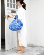 Carica l'immagine nel visualizzatore di Gallery, Shupatto - Compact Bag M - Ocean
