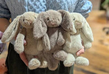 Carica l'immagine nel visualizzatore di Gallery, Jellycat - Fluffet Flawn Bunny
