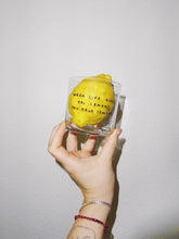 Carica l'immagine nel visualizzatore di Gallery, Bicchiere When Life gives you Lemons - size M
