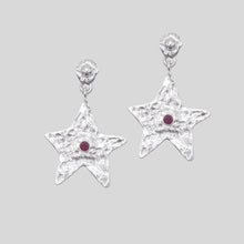 Carica l'immagine nel visualizzatore di Gallery, AVA Atelier - Orecchino Stella Rosa finitura Argento
