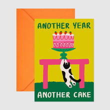 Carica l'immagine nel visualizzatore di Gallery, Redy - Biglietto Auguri Compleanno Another Cake
