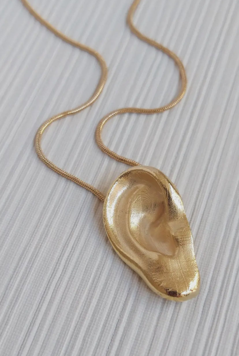 Collana Orecchio Surrealista