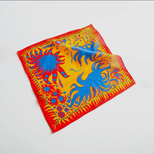 Carica l&#39;immagine nel visualizzatore di Gallery, Fazzoletto Joy I Feel x Yayoi Kusama
