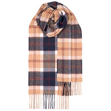 Carica l&#39;immagine nel visualizzatore di Gallery, Sciarpa Made in Scotland - Bannockbane Navy
