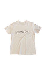 Carica l&#39;immagine nel visualizzatore di Gallery, T-shirt If you think I’m a bitch - Sinead - bianca

