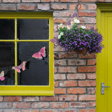 Carica l&#39;immagine nel visualizzatore di Gallery, East End Press - Ghirlanda Farfalle
