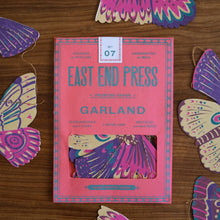 Carica l&#39;immagine nel visualizzatore di Gallery, East End Press - Ghirlanda Farfalle

