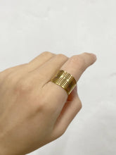 Carica l'immagine nel visualizzatore di Gallery, Anello Doppie Barre
