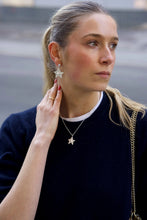 Carica l'immagine nel visualizzatore di Gallery, AVA Atelier - Collana Stella Argento con perla
