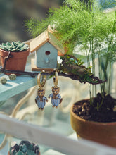 Carica l'immagine nel visualizzatore di Gallery, Fable England - Orecchini Tom Kitten  x Peter Rabbit
