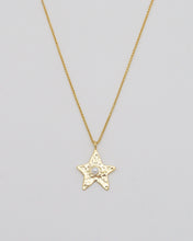 Carica l'immagine nel visualizzatore di Gallery, AVA Atelier - Collana Stella Oro con perla
