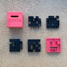 Carica l'immagine nel visualizzatore di Gallery, Doug Factory - Labirinto Awful noVICE
