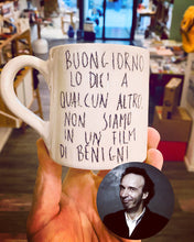 Carica l&#39;immagine nel visualizzatore di Gallery, Mug Tazza di Benigni
