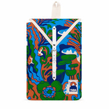 Carica l&#39;immagine nel visualizzatore di Gallery, Ykra Scout Trippy Fish - Zaino Edizione Limitata
