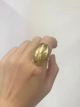 Carica l'immagine nel visualizzatore di Gallery, Anello Uovo Dorato
