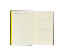 Carica l&#39;immagine nel visualizzatore di Gallery, 10 Years Diary - agenda dieci anni Midori blu
