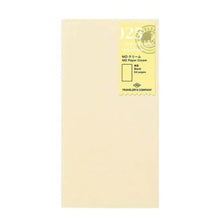 Carica l&#39;immagine nel visualizzatore di Gallery, Traveler’s Notebook Regular Crema n. 025 - Taccuino Ricarica
