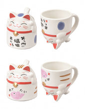 Carica l&#39;immagine nel visualizzatore di Gallery, Mug tazza Maneki Neko 3D o Maneki Neko e basta
