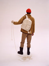 Carica l&#39;immagine nel visualizzatore di Gallery, Olend Backpacks Zaino Cousteau Sabbia
